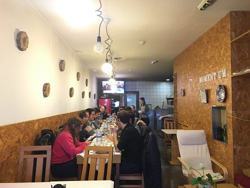 Interior at Moment'Um in Porto