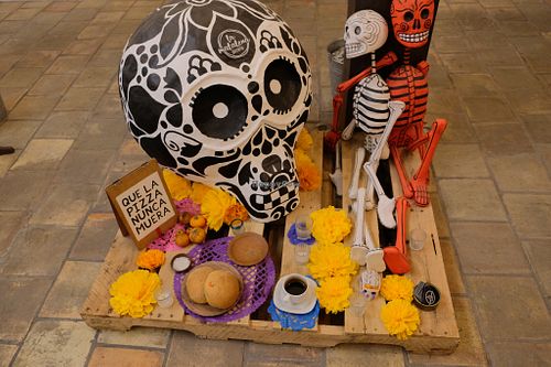 Decor at La Matatena Pizzeria in Oaxaca