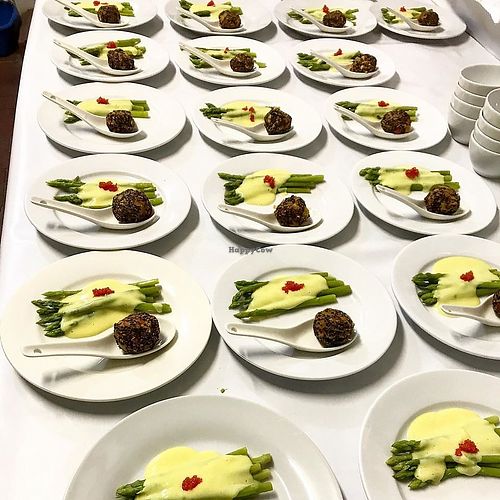 Asparagus w Hollandaise Sauce and Crispy Qunioa Balls at Green & Vegan - Pop-Up in Cape Town
