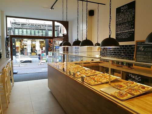 Pinsa & Co at Pinsa & Co in The Hague