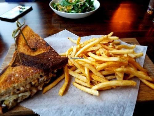 Tempeh Ruben & Fries at Hadley's in Columbus