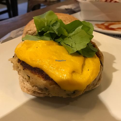 Haight street - with homemade vegan cheddar at Castro Burger in Sao Paulo