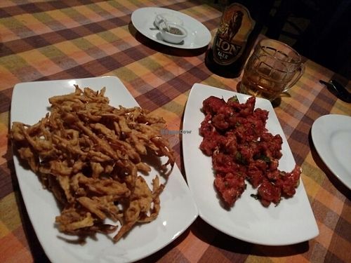 Gobi 65 and carrot pakora at Hotel Paradiso in Hikkaduwa