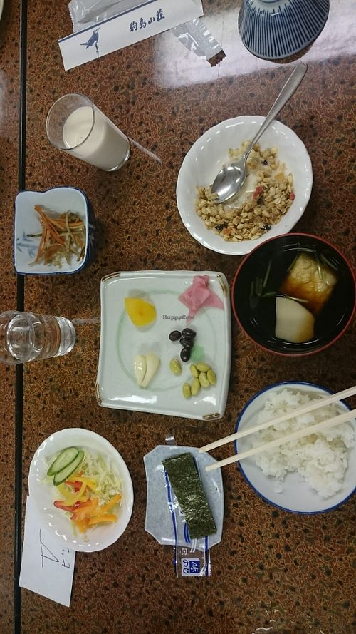 Vegan breakfast
 at Shukobo Komadori-sanso in Mitake