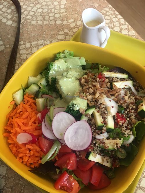 Bowl of the day  at World Food Barn in Paris
