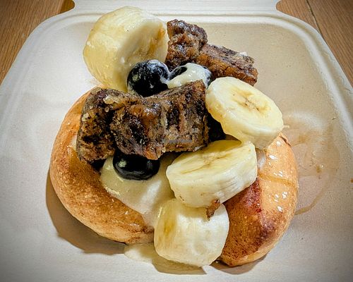 Banana Bread Roll at Cinnaholic in Meridian