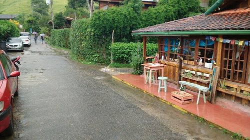 View from street at Prana Gourmet in Itatiaia