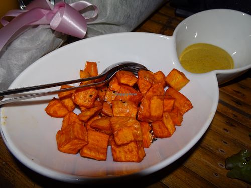 Garlic potatoes at Pure Vegan Heaven in Koh Phangan