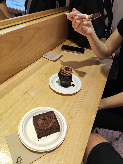 Gluten-free Brownie & Muffin at Chök in Barcelona