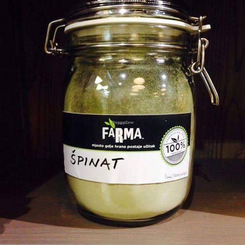 Spinach in powder at Farma in Zagreb
