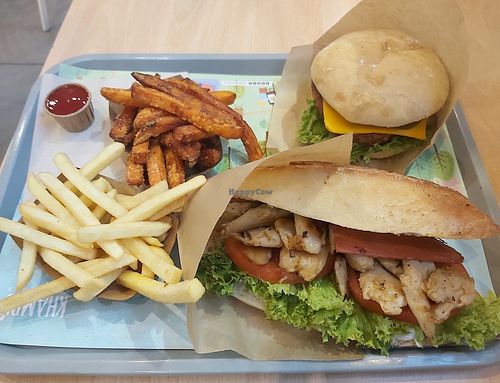  at Khambú Quart in Valencia