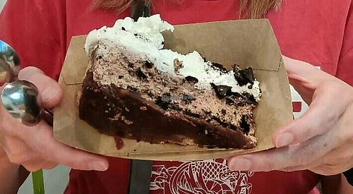 Oreo cheesecake at Khambú Quart in Valencia