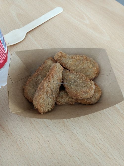 tenders at Khambú Quart in Valencia