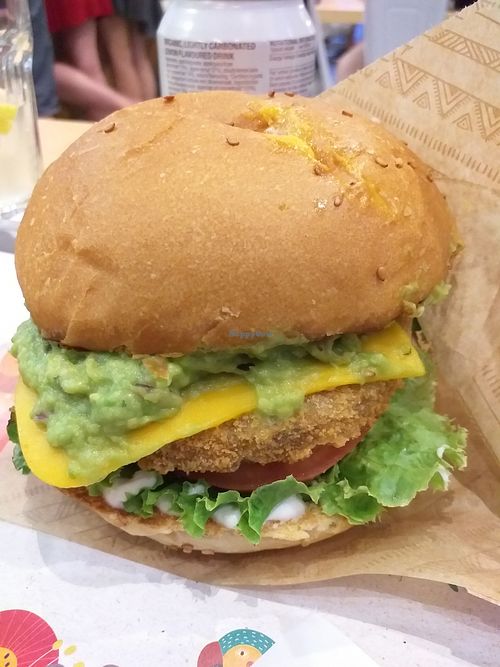 Mexicana burger at Khambú Quart in Valencia
