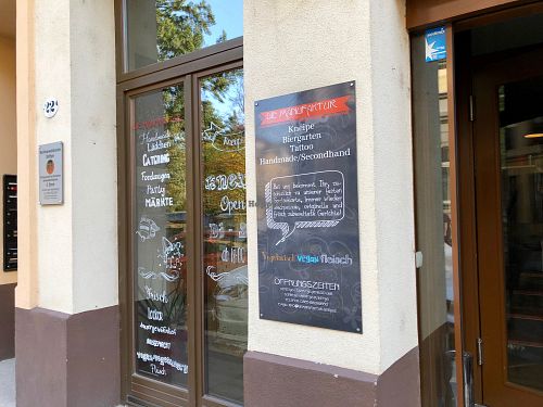 outside at Die Manufaktur in Gera