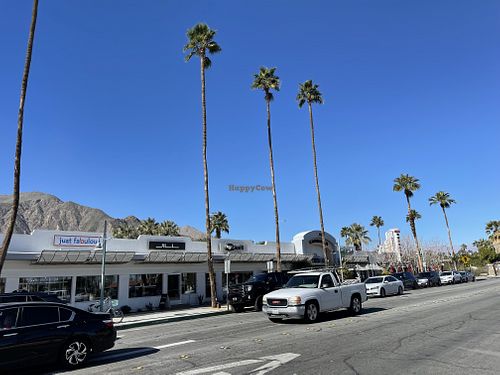 Outside #Veganuary at MidMod Cafe in Palm Springs