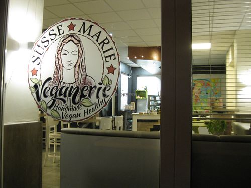 Blick von der Terrasse ins Innere at Süsse Marie Veganerie in Karlsruhe