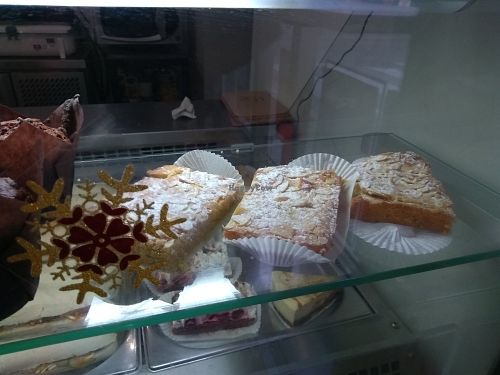 Financiers at Veggie Corner in Toulouse