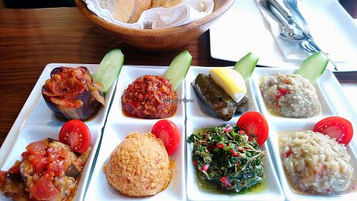 Vegan-ised mixed appetiser platter for 2 (75tl) at Constantine's Ark in Istanbul