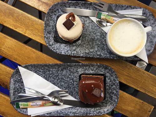 Capucchino with Sweets (Pralinee/Peanut Macaron) at VG Pâtisserie in Paris