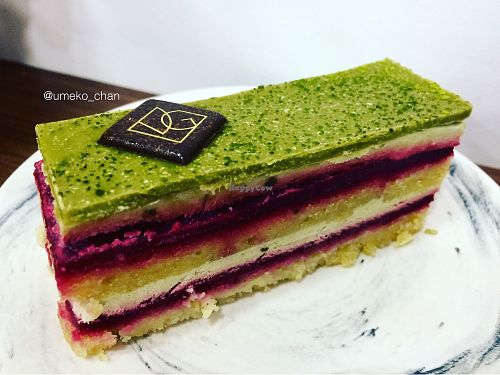 Matcha raspberry cake at VG Pâtisserie in Paris