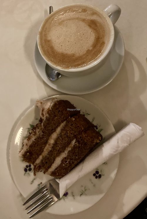 GF/VE toffee pecan & banana cake & soya dirty chai latte  at Chapter One in Manchester