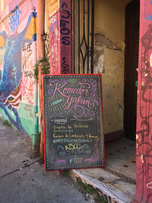 Entrance at Komedor Yafun in Valparaiso