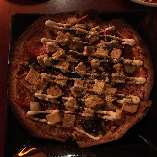 Pizza La Végane at L'Escalier in Montreal