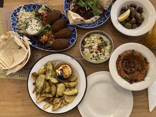 vegan mezze  at Dobrumba in Budapest