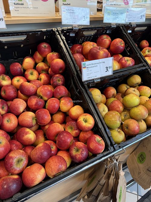 apples  at Karo Bio Markt in Schwerin