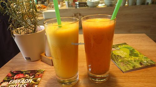 Cold pressed juices at Dean & David - Karl Liebknecht in Berlin