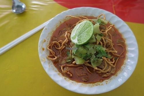 Khao Soi at Tien Sieng Vegetarian Foods in Chiang Mai