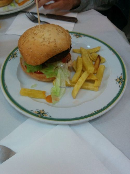 Lentils burger at Hermanos Egea in Madrid