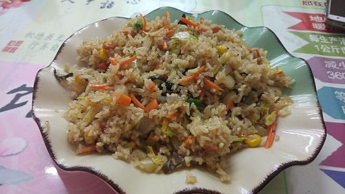 Vegetable friend rice at Yuan Wei Su Guan in Fuzhou