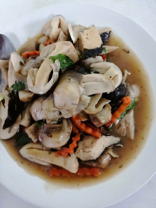 shrooms at Kingliew 2 in Phuket