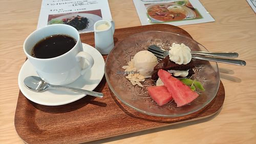 Coffee and dessert at Mamede no Vege Sweets in Nagoya