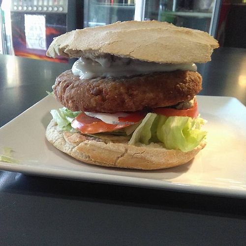 Hamburguesa at Pitas Pitas in Plasencia