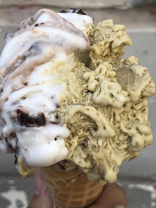 Vegan cremino and pistachio gelato  at Il Gelatiere in Naples