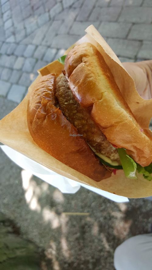 burger at Planet Vega - Food Trailer in Gothenburg