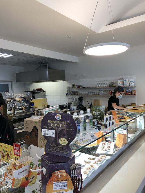 Vegetarian restaurant  at Bio Benessere Supermercato Biologico e Bistrot in Gorizia