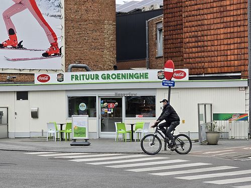 Front at Frituur Groeninghe in Kortrijk