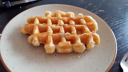 Waffle at Hot Vog in Paris