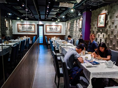 Inside of You have to go up in an elevator to get to Tong De Veggie at Tong De Veggie 同德素食 in Kowloon