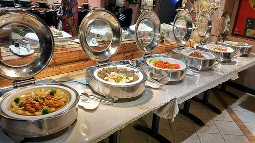 Buffet station 3 at Zhai Ming Xuan Vegetarian House in Fuzhou
