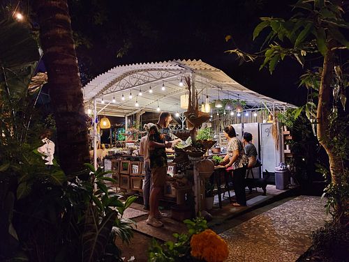 Buffet station at 9 Angels Warung in Ubud