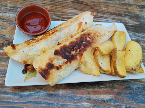 Fajitas at Petite Sophie in Mahon