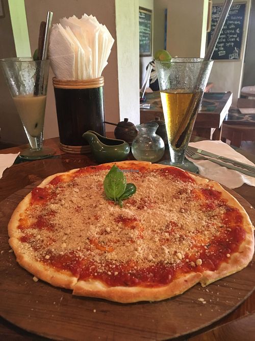 vegan pizza at Atman Nourish Kafe in Ubud