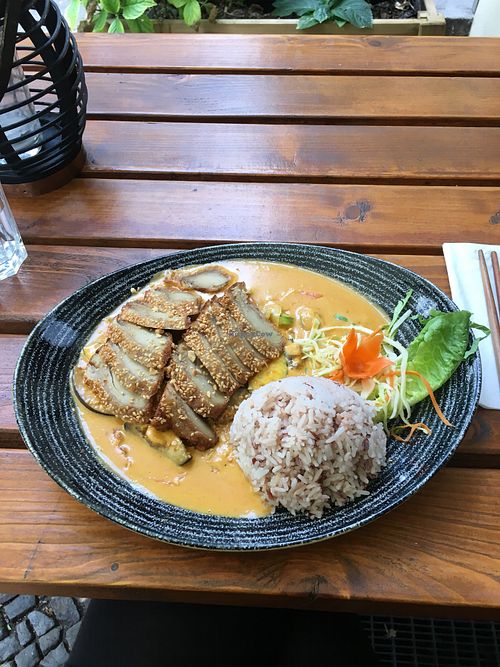 Duck with peanut sauce  at Chay Long in Berlin
