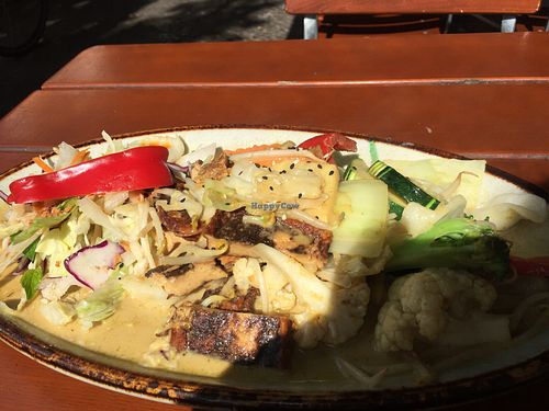 Yellow curry with duck and extra veggies (no rice) at Chay Long in Berlin