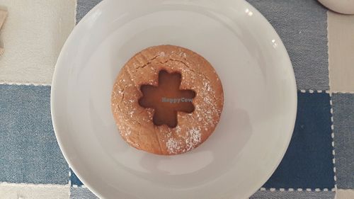 Apple and mint cookie at VgOloso in Venice